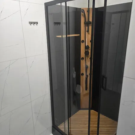 Apartman Rmf Naworol 7 *